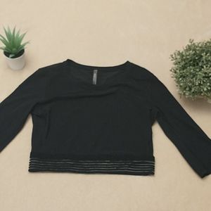 ARITZIA crop The Constant mesh athletic black top